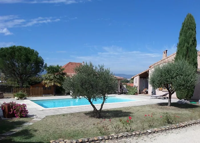 Au Clos Decoeur 3* Salaise-sur-Sanne