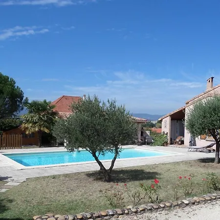 Au Clos Decoeur 3* Salaise-sur-Sanne